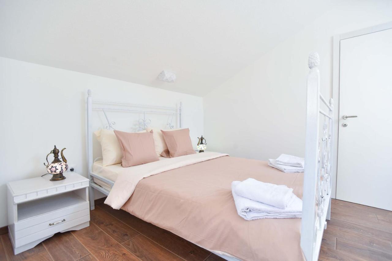 בודווה Apartman Senka מראה חיצוני תמונה